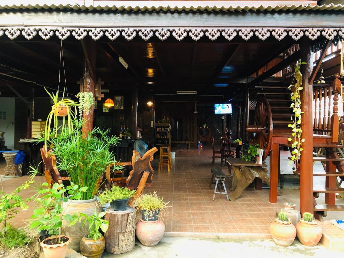 Banthai Guesthouse Phetchaburi Exterior foto